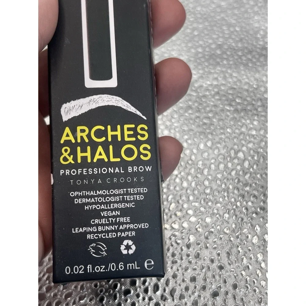 Arches and Halos Fine Bristle Tip Pen - Eyebrow Pencils, Buildable, Espresso